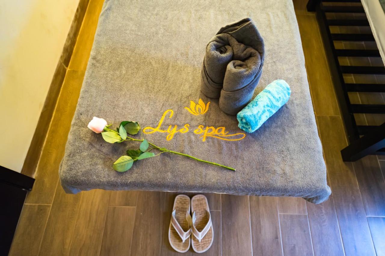 Lys Spa Hotel & Apartment Đà Nẵng Extérieur photo